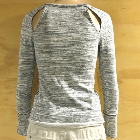 NWT FP Movement Peekaboo Layering Top Sweatshirt - Picture 3 of 8